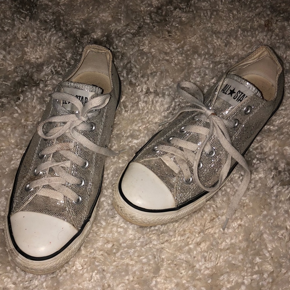 Converse Chuck Taylor All Star Lo Glitter Sneaker